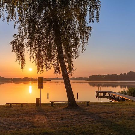 Gluecksraum - Modernes Apartment Mit Panoramablick, Kamin & Wohlfuehlambiente クラーコー・アム・ゼー エクステリア 写真